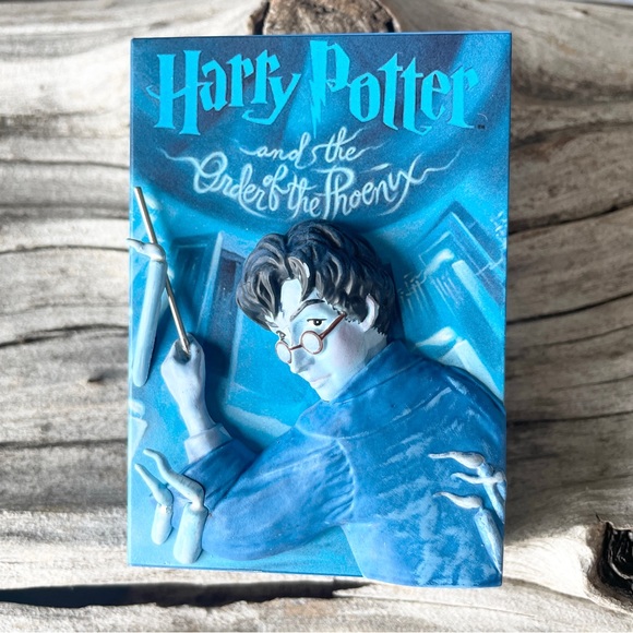 NWT hallmark, Harry Potter, and the order of phoenix, Christmas tree ornament - Picture 3 of 8